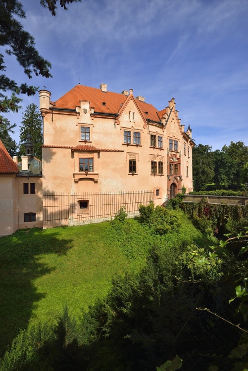 zámek Vrchotovy Janovice