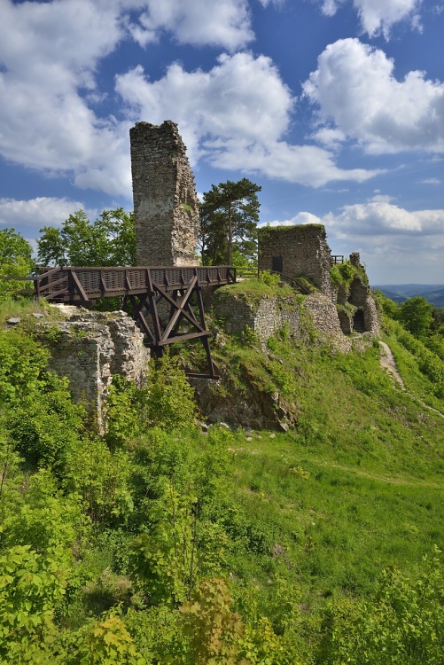 zřícenina hradu Zubštejn